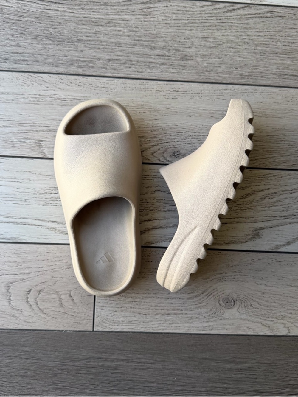 Adidas Yeezy Kids Bone Slides